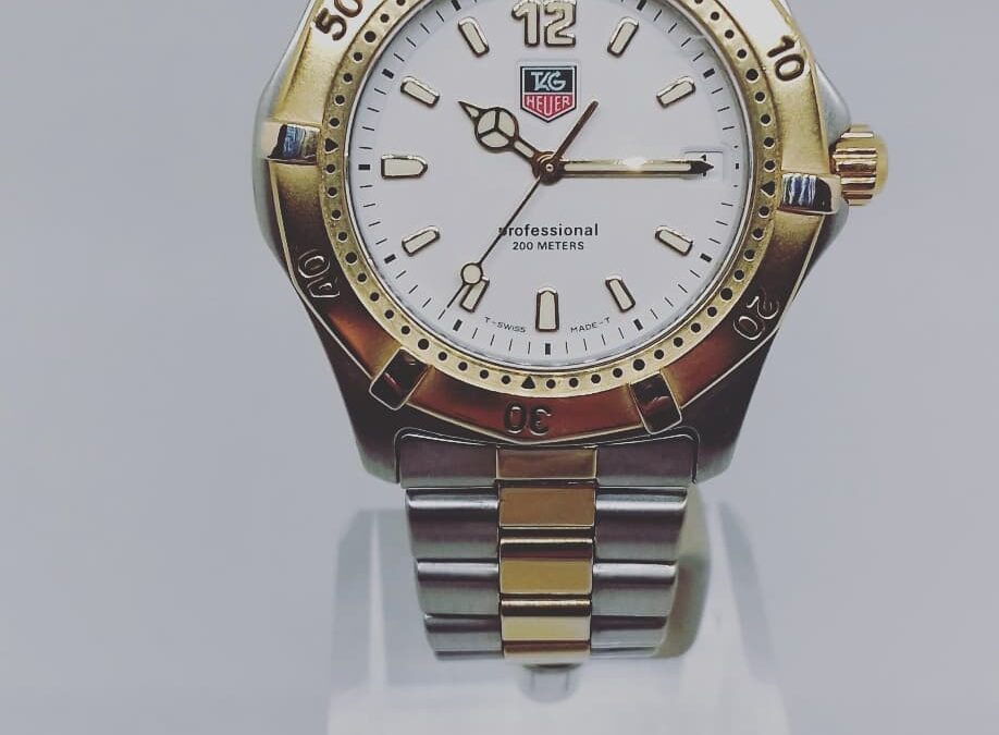 TAG Heuer Professional 200M